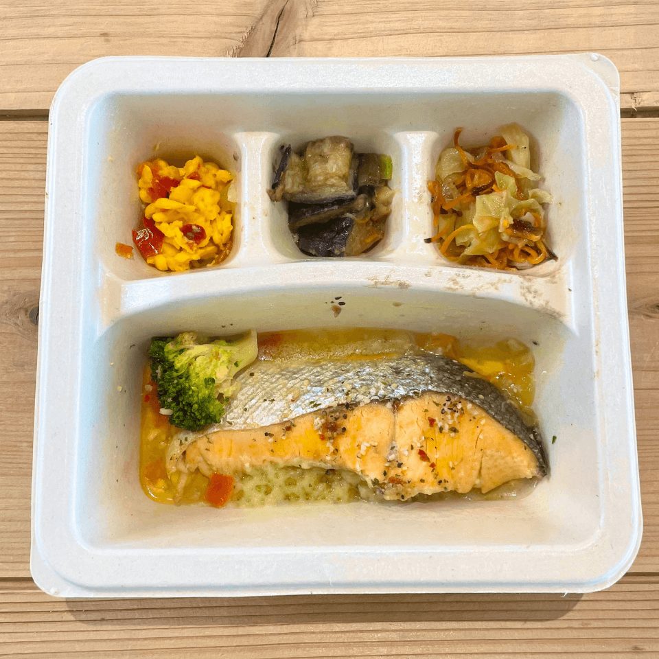 鮭のマッシュポテトアヒージョ